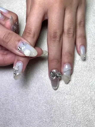 ネイル ネイリスト ハンのネイルデザイン