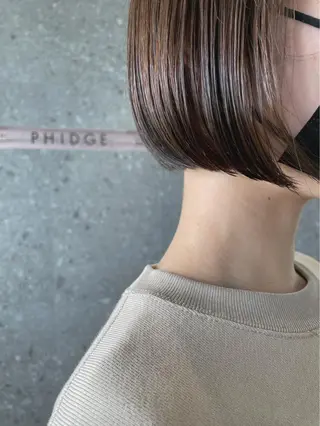 ショート カラー PHIDGE所属・山下 千明のヘアスタイル