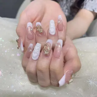 ネイル Queens ゲンのネイルデザイン