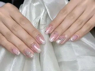 ネイル Maggie Nail🦩のネイルデザイン