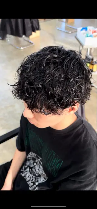 パーマ メンズ isi(イシ)所属・isi／門真／古川橋 EITOのヘアスタイル