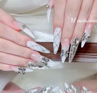 ネイル M🌷nail 長さだし専門店のネイルデザイン
