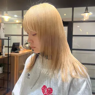 セミロング カラー Neale. ユメのヘアスタイル