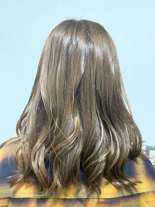 セミロング カラー パーマ 艶カラー🕊️ ✴︎Yukari✴︎のヘアスタイル