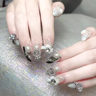 ネイル Queens マオのネイルデザイン