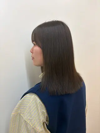 ミディアム カラー 🐝 chiba 🐻のヘアスタイル