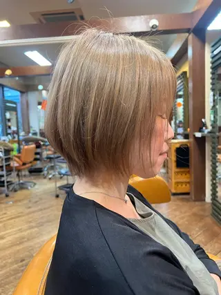 ショート カラー 奥田 勝亮のヘアスタイル