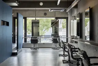 Miku / パーマモデル伏見 栄のヘアスタイル