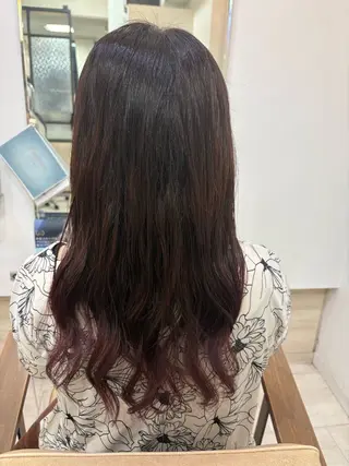 カラー 栗田 優月のヘアスタイル