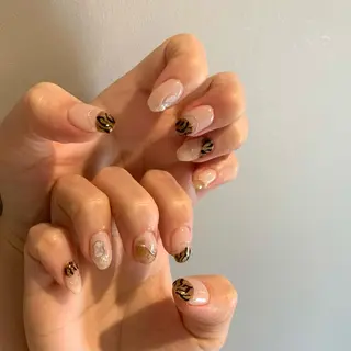 ネイル ウシク ミユキのネイルデザイン