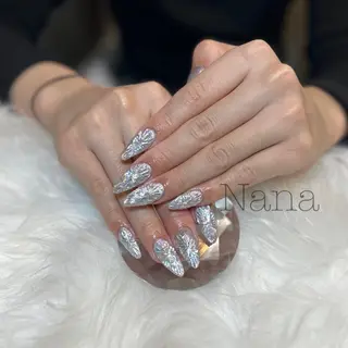 ネイル FAUSTO所属・Nailist 💟NANAのネイルデザイン