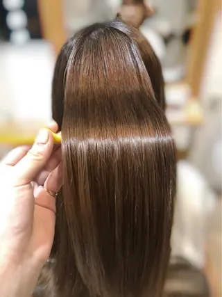 ロング Ate by little所属・青木 梢のヘアスタイル