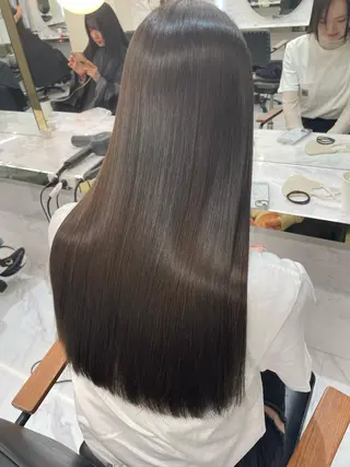 ロング 似合わせのプロ🕊 美髪矯正/ioriのヘアスタイル