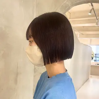 ミディアム カラー effect横浜所属・切りっぱなしボブ/ 艶カラー/綾莉のヘアスタイル