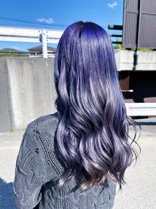 ロング カラー BERRY BERRY所属・Berry Berryのヘアスタイル