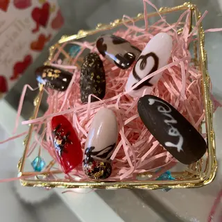 ネイル J. NAILのネイルデザイン