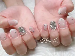 ネイル 芦辺 香奈のネイルデザイン