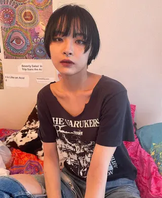 ショート カラー スパイラルパーマ 🌐hina⭐️のヘアスタイル