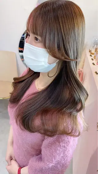 ロング Loom.by Sea【新宿】所属・暖色カラー/新宿/韓 国風レイヤー鮫島志穂のヘアスタイル