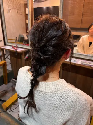 ヘアアレンジ ヴェチカヘア京橋所属・脱白髪染め カミタニのヘアスタイル