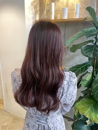 ロング カラー KOTOMI .のヘアスタイル