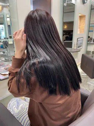 ロング 平 ちひろのヘアスタイル