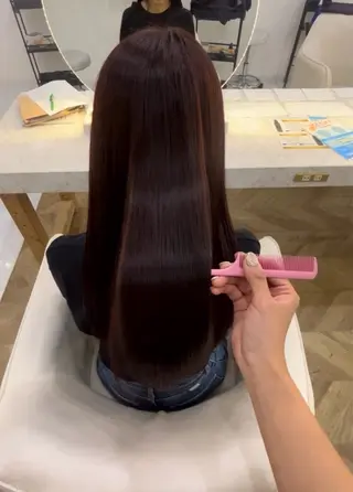 ロング 飯嶋 萌のヘアスタイル