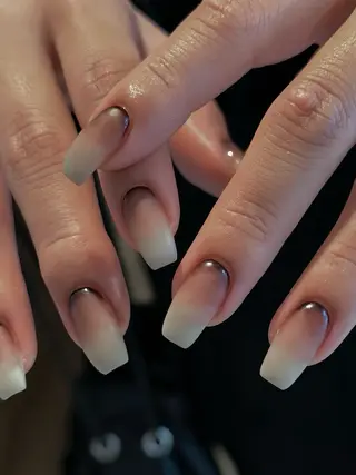 ネイル talo .のネイルデザイン