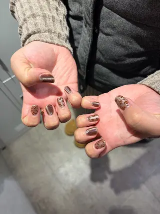 ネイル 派手髪ハイトーン💛 ネイル💅まりなのヘアスタイル