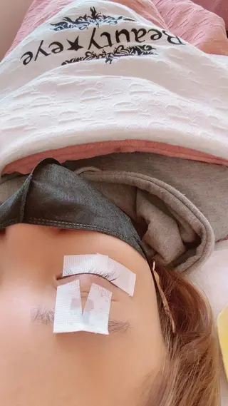 カラー パーマ ネイル マツエク・マツパ アイブロウ 神山 ビューティー・アイのマツエク・マツパデザイン