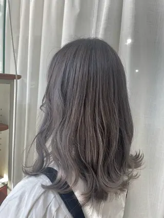 セミロング カラー fio マナミのヘアスタイル