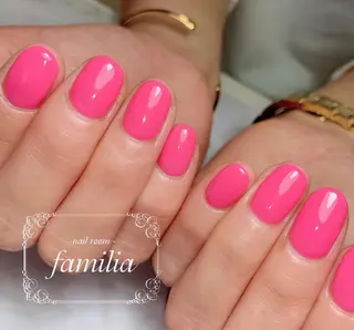 ネイル -nailroom- familiaのネイルデザイン
