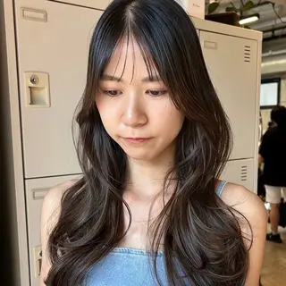 ロング カラー 💐綺麗めレイヤー 、透明感カラー✨のヘアスタイル