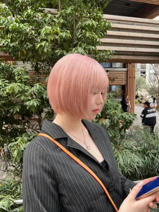 ショート カラー flamme 🫧yumiのヘアスタイル