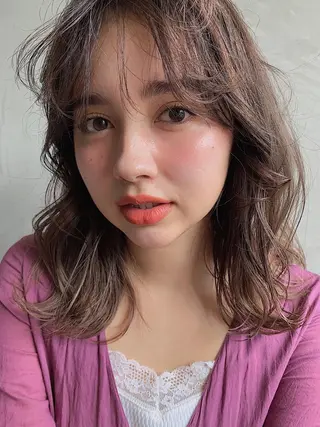 ミディアム 江原 綾花のヘアスタイル