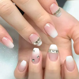 ネイル alma nailsのネイルデザイン