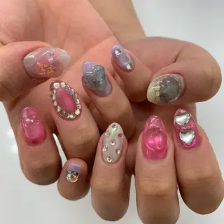 ネイル 五十嵐 美智のネイルデザイン