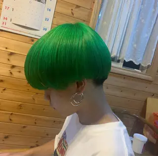 メンズ 蜂須賀🐝縮毛矯正 ストレートパーマのヘアスタイル