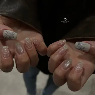 ネイル 前田 梨緒のネイルデザイン