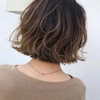 ショート Emitas.宮街道店所属・森崎 士/似合わせカラーのヘアスタイル