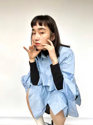 ミディアム カラー 染谷 遥花のヘアスタイル