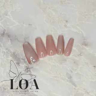 ネイル LOA🦋 yuraのネイルデザイン