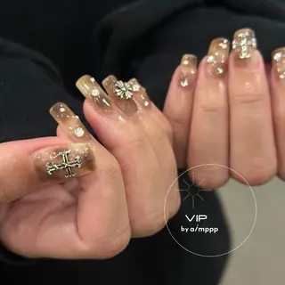 ネイル VIP by aim ppp(マサキ)のネイルデザイン