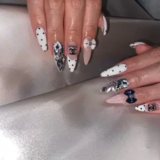 ネイル la vie  Luire所属・la vie Luire ｱｽｶのネイルデザイン