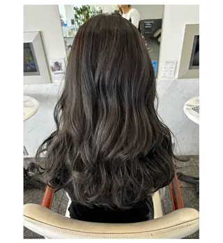 ロング 大森 有紗のヘアスタイル