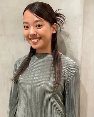 ロング カラー ヘアアレンジ 優作 〜圧倒的信頼〜のヘアスタイル