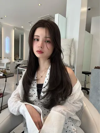 ロング カラー レイヤーカット🎀 kanaのヘアスタイル