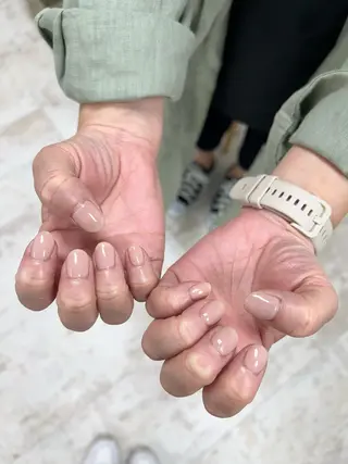 ネイル マハロネイルサロン横浜店所属・吉田 里菜のネイルデザイン