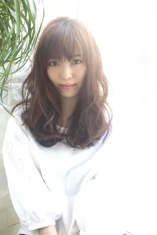 セミロング uros.所属・中目黒✂︎店長✂︎ TOMOHIROのヘアスタイル