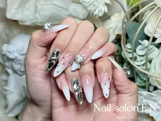 ネイル E.N🦋 長さ出し/持ち込みのネイルデザイン